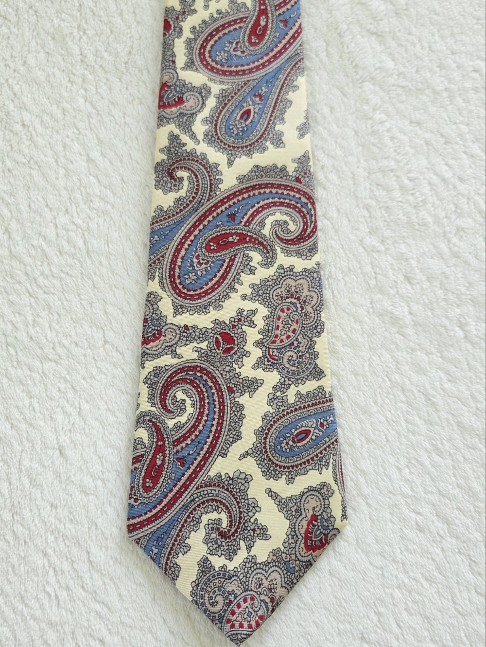 Vintage!!! Oscar De La Renta ✨️ Silk Classic Paisley Cream Men's Tie